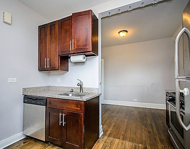 Photo - 1451 W Balmoral Ave Unidad 1N
