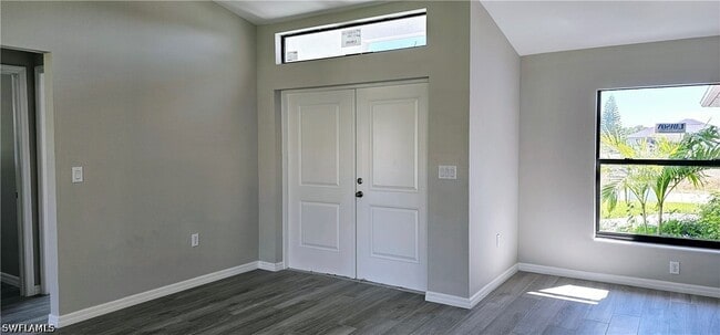 Photo - 4300 11th St W