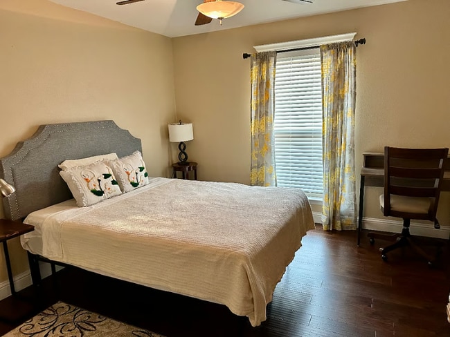 Photo - 10650 Steppington Dr Unit 221