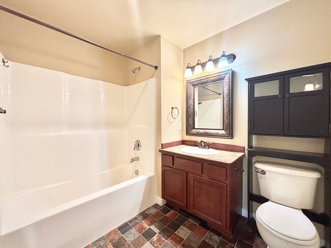 Photo - Beautiful 2 bed 2 bath condo
