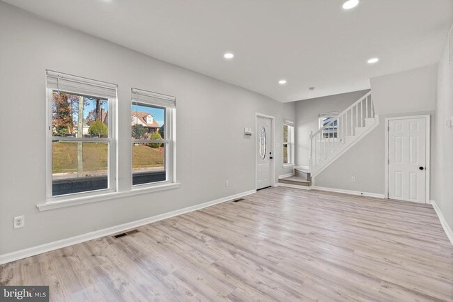 Photo - 3809 W Cold Spring Ln