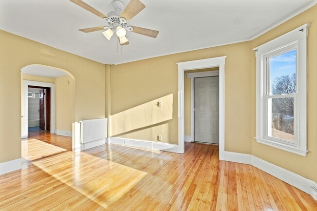 Photo - 37 Arlington St Unit 2