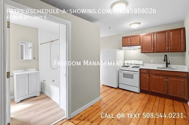 Building Photo - 65 Main St Unit 5