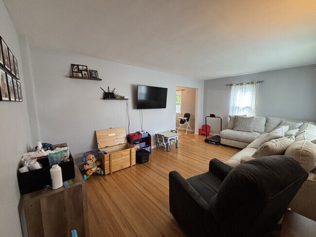 665 Tarrington Rd
