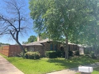 Photo - 445 Cozby Ave