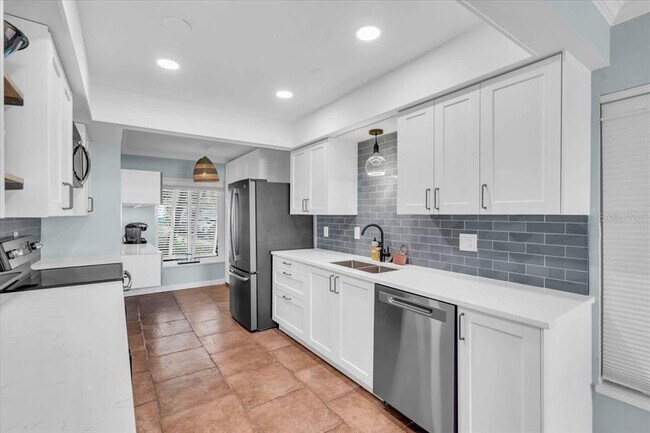 Photo - 7300 Sunshine Skyway Ln S Unit 107
