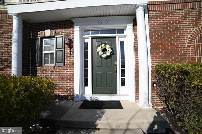 Photo - 1910 Cavalier Ln