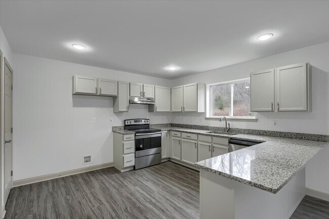 Photo - 6 Bel Air Dr