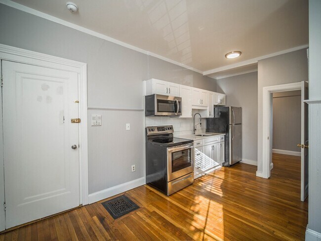 Photo - 510 E Broadway