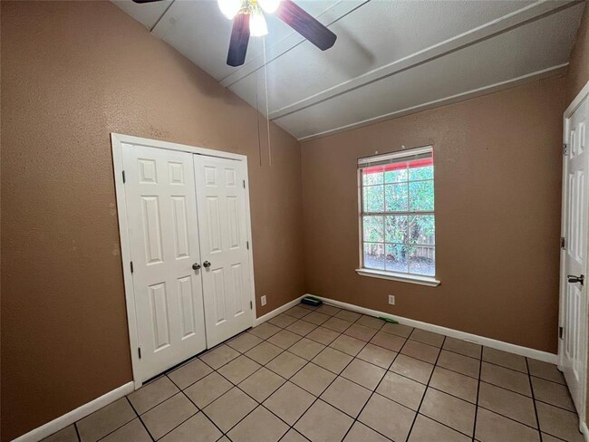 Photo - 2201 S Church St