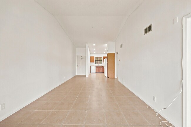 Photo - 2600 Greenwood Terrace Unit G201