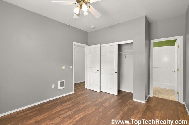 Photo - Charming 3 BD 2 BA Townhome Located in Hillsboro's Briarcreek Community | Recently Updated! | Mai...