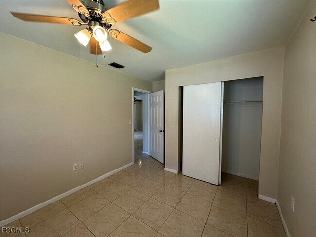 Photo - 9053 Irving Rd