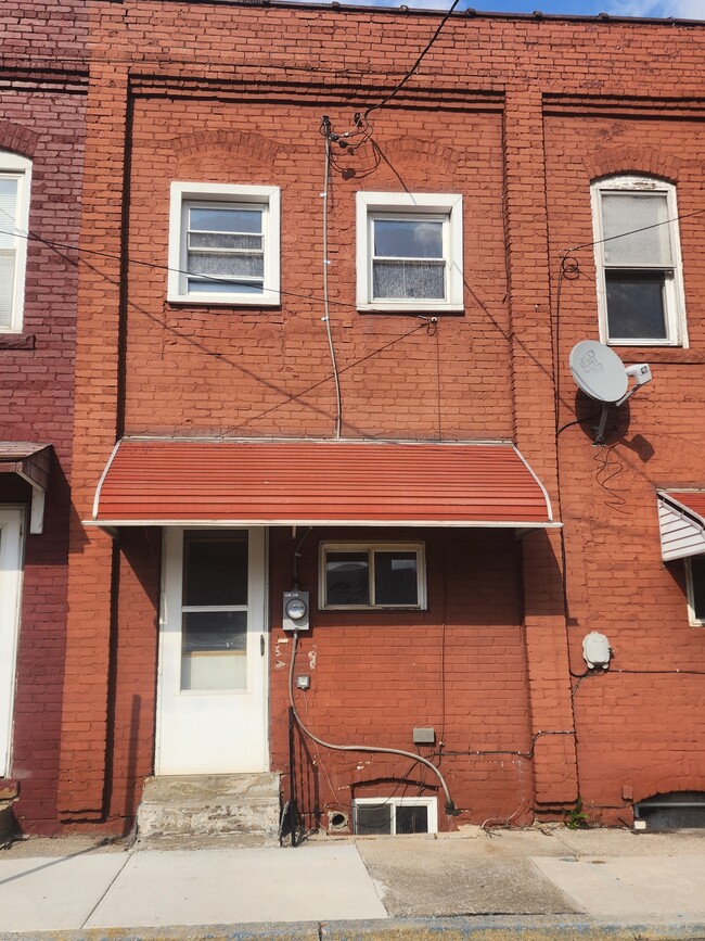 Building Photo - 128 Graywood St Rental