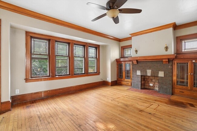 Photo - 2607 N 49th St Unit 2607 Upper