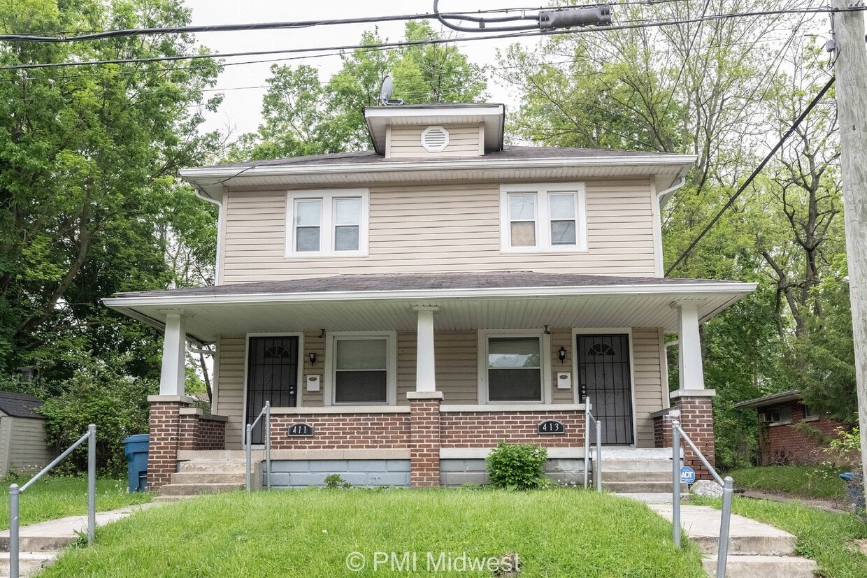 "Charming 3-Bedroom Duplex with Hardwood F... - "Charming 3-Bedroom Duplex with Hardwood F...