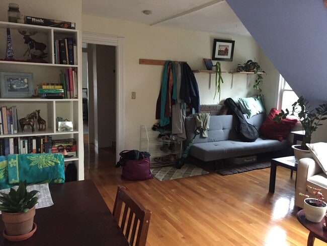 Photo - 187 Beacon St Unit 3