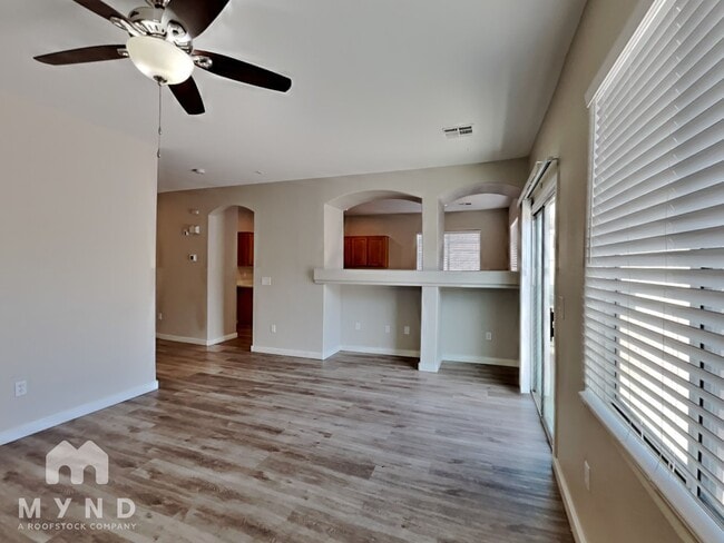 Photo - 2520 Olay St