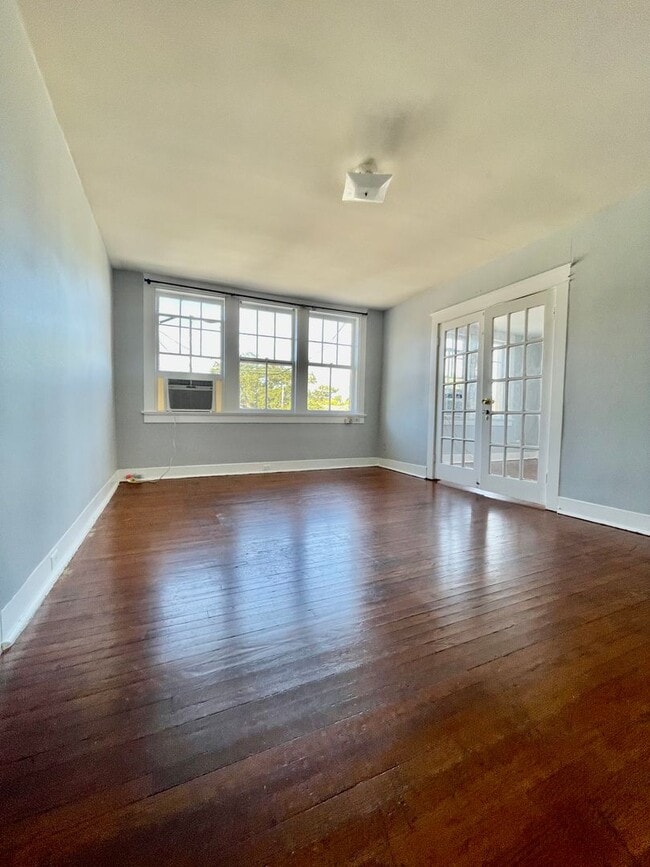 Photo - 2 Bed/1 Bath Near Campus Unit D