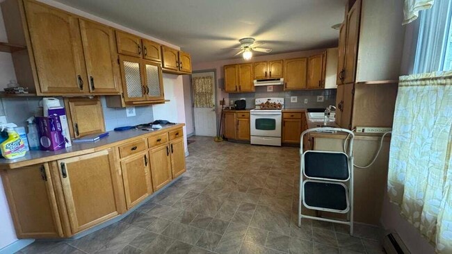 Photo - 2 Lawndale St