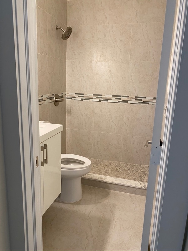 Photo - 1331 W 33rd St