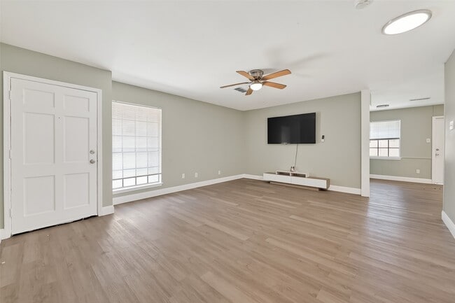 Photo - 12211 Chimney Rock Rd