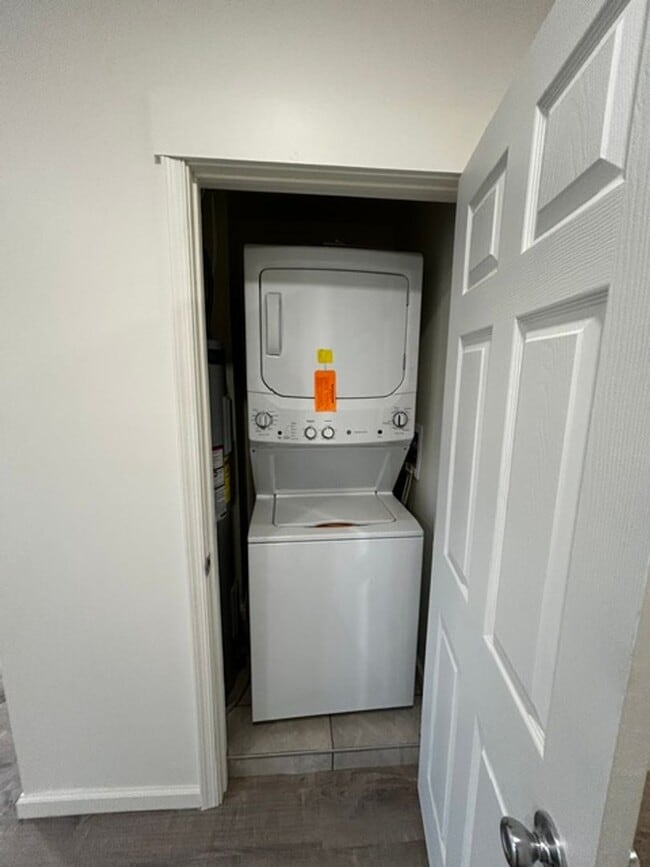 Photo - 3 Bedroom 1.5 Bath Pottsville home Unit 4