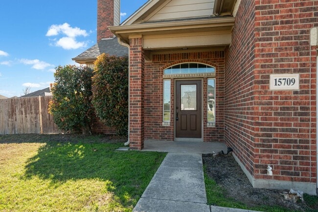 Photo - Spacious 4BR Home w/ Game Room | No HOA | Prime Selma Location - Realtor Commission: $500