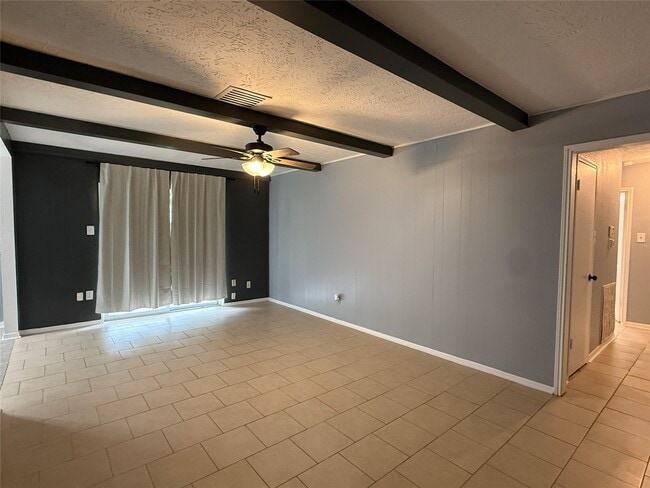 Photo - 10519 Kirkglen Dr