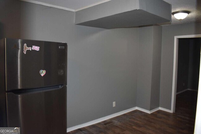 Photo - 382 Cowan St