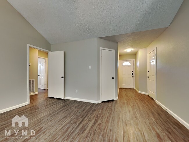 Photo - 11923 Medicine Bow Cir