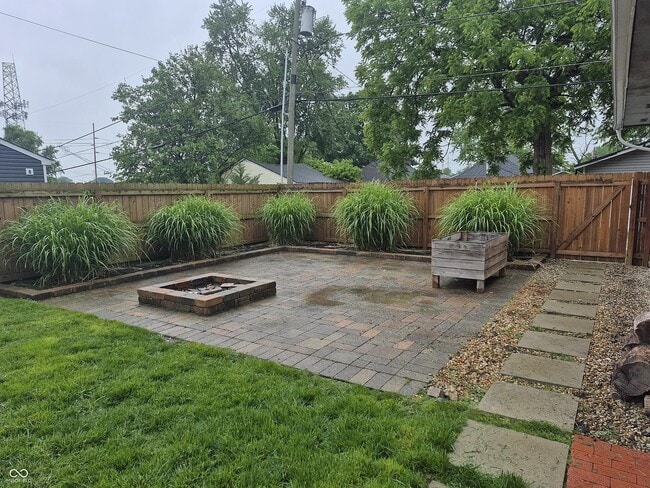 Photo - 1836 New St