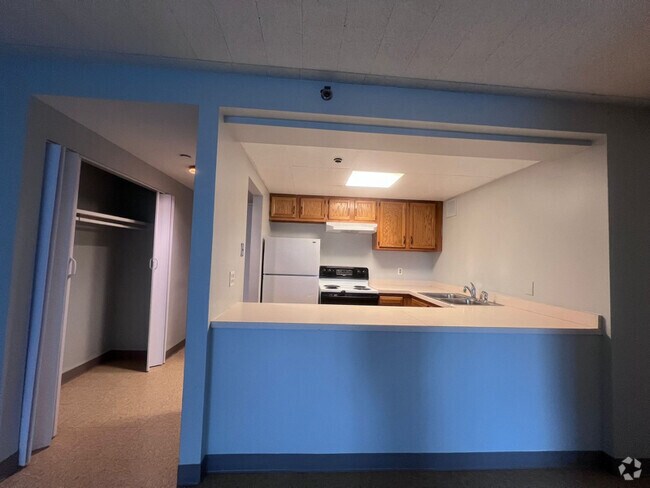 Building Photo - 100 Jefferson Sq Rental