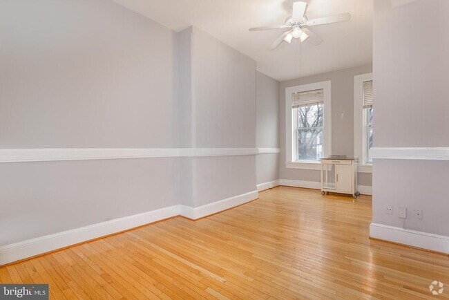 Building Photo - 1420 11th St NW Unit 2 Rental