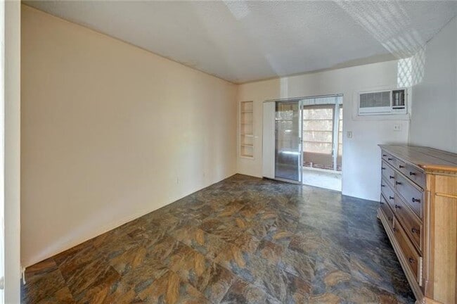 Photo - 2115 NE 42nd Ct Unit 105N