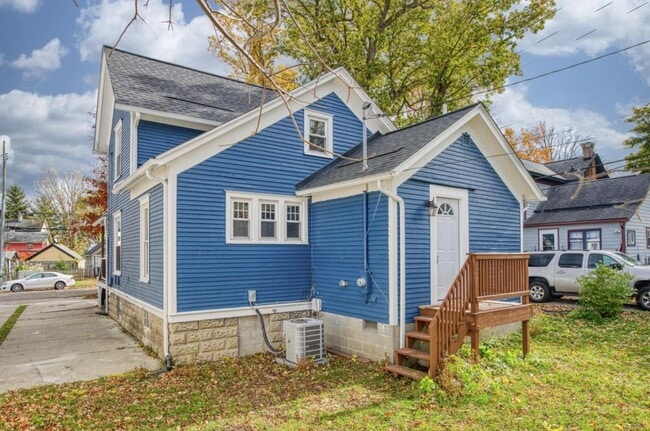 Photo - 116 Jewett St