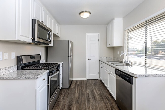 Photo - Meadowood Place Apartment Homes