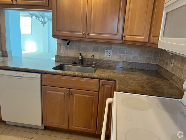 Building Photo - 5301 NW 2nd Ave Unit Ph-F Rental