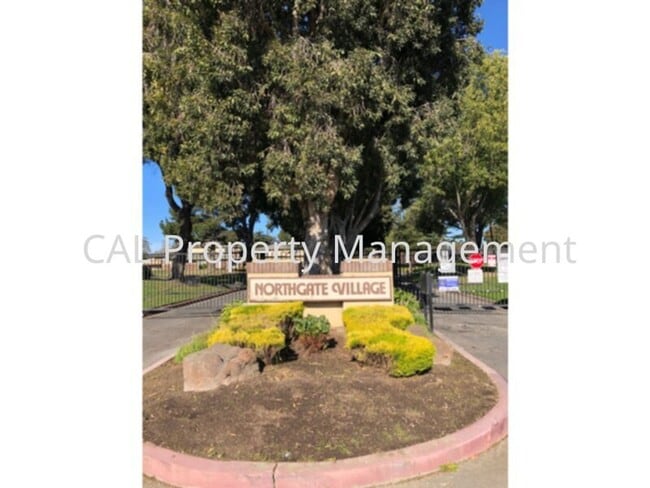 Photo - Condo for rent in North Salinas!