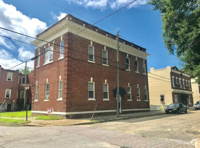 Building Photo - 1022 Maplewood Ave Unit 12 Rental