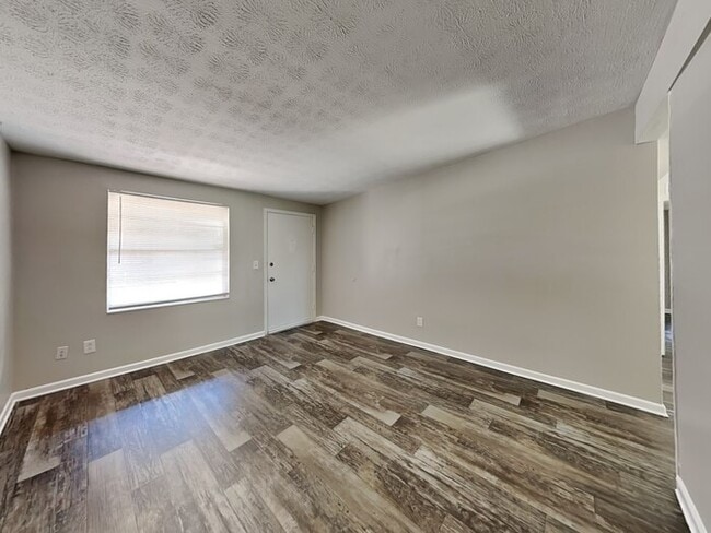 Photo - 2950 Wedgefield Blvd