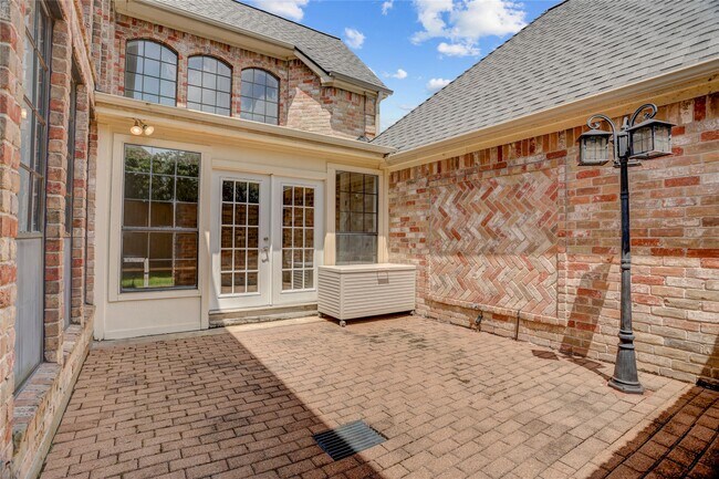 Photo - 11703 Wickhollow Ln
