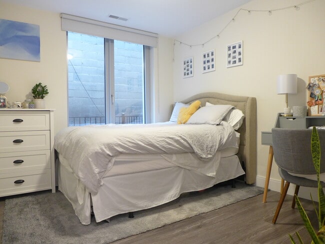 Photo - 34 Cunard St