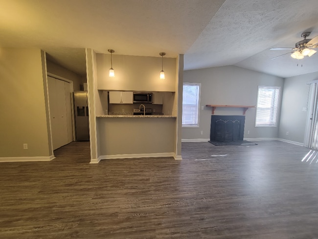 Photo - 673 Bartons Landing Pl Unit 5