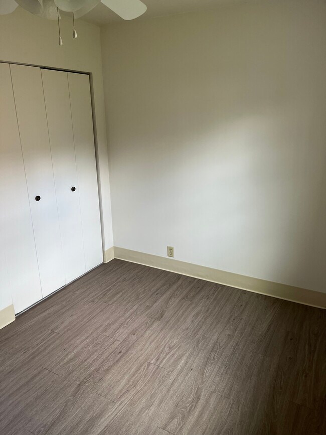 Walnut Hill Apartments