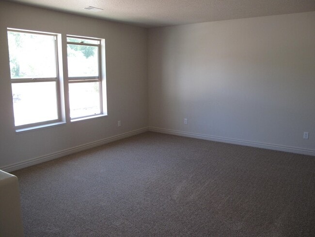 Photo - 1429 Wild Rose Way Unit 1