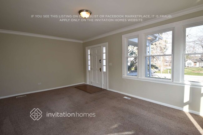 Photo - 600 W 3rd St