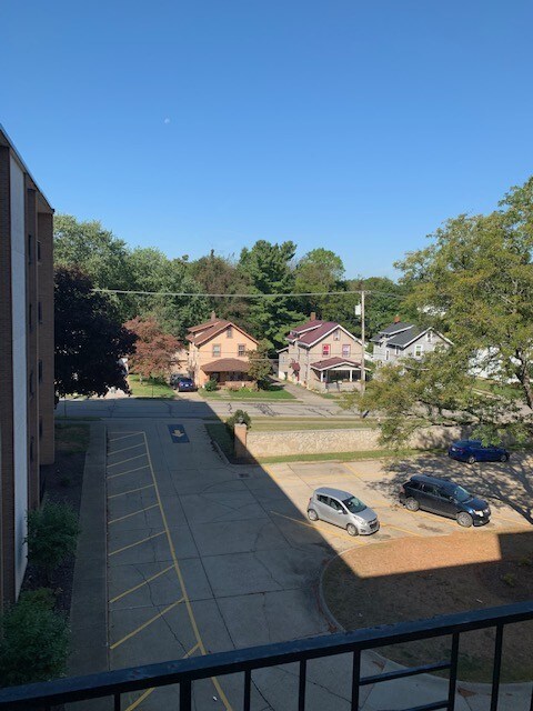 Photo - Lincoln Manor Apartments