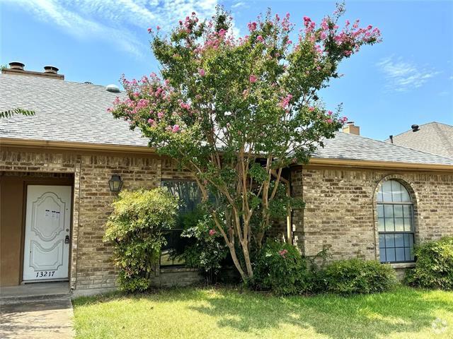 Building Photo - 13217 Fall Manor Dr Rental