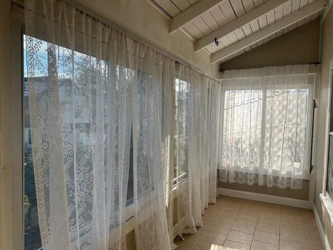 Photo - 11 Pennsylvania Ave Unidad 00